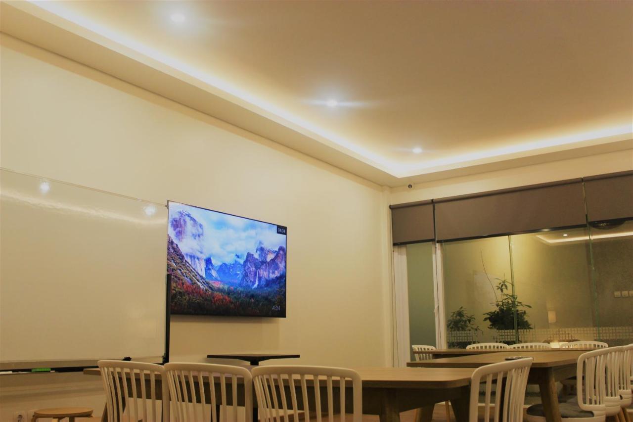Treehouse Suites - Boutique Serviced Apartment Jakarta Extérieur photo