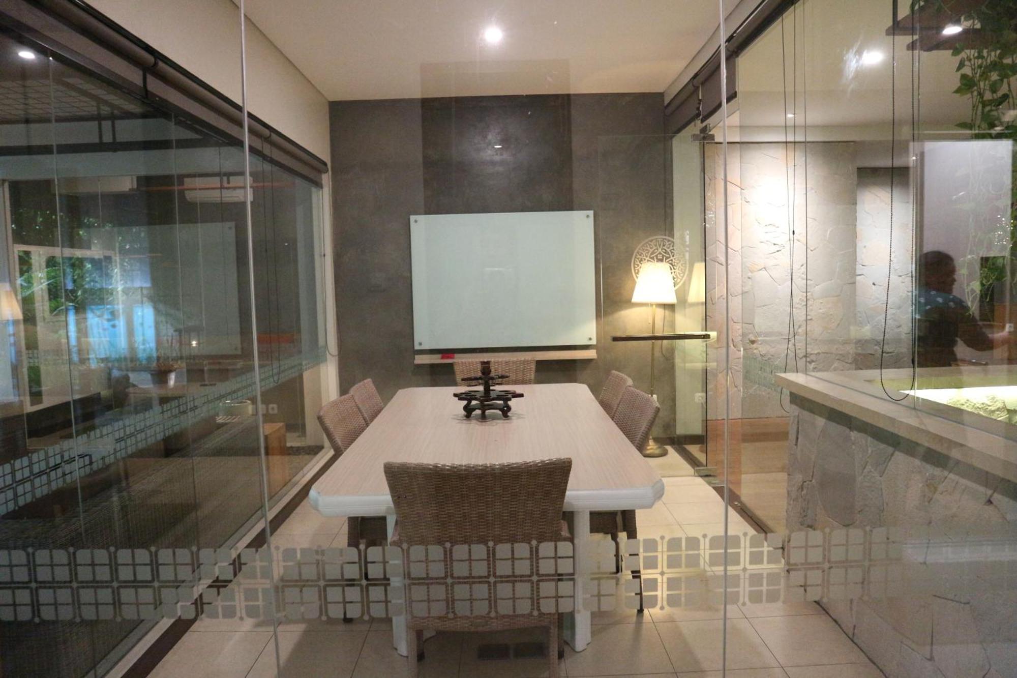 Treehouse Suites - Boutique Serviced Apartment Jakarta Extérieur photo